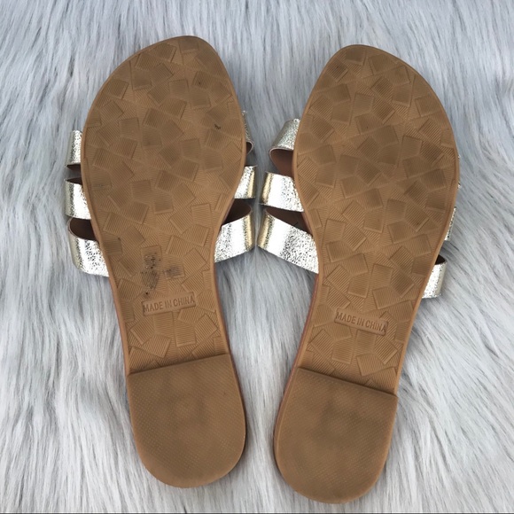 Shein Gold Sandals - Picture 4 of 4